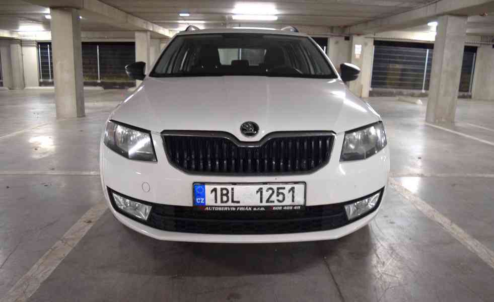 Škoda Octavia 1.6 TDI PRAVIDELNÝ SERVIS ČR 2016 - foto 8