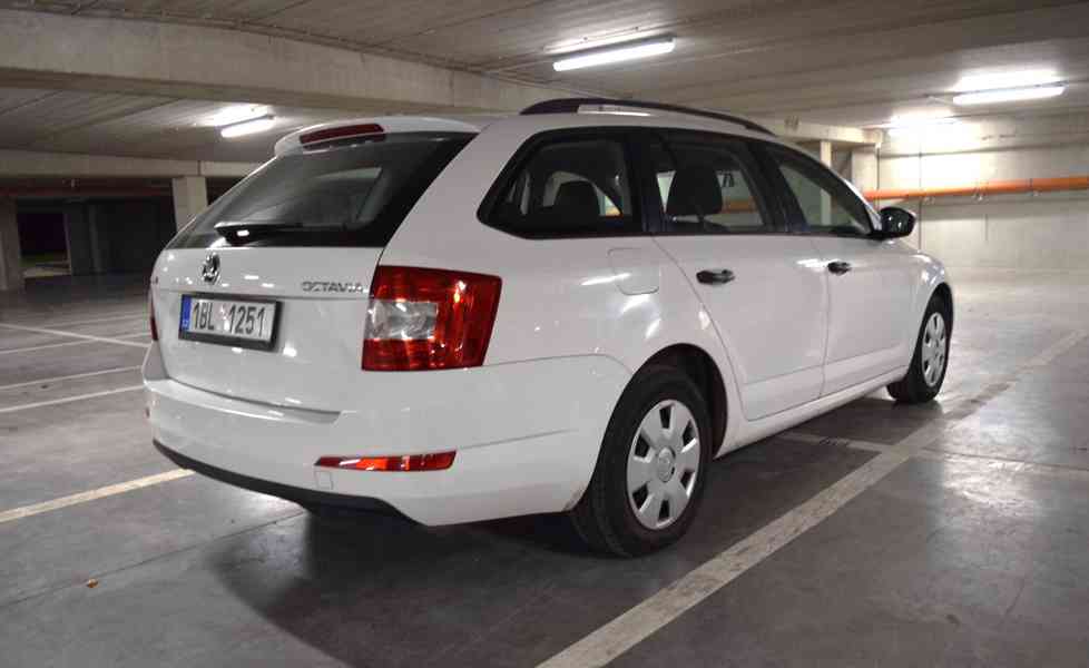 Škoda Octavia 1.6 TDI PRAVIDELNÝ SERVIS ČR 2016 - foto 5