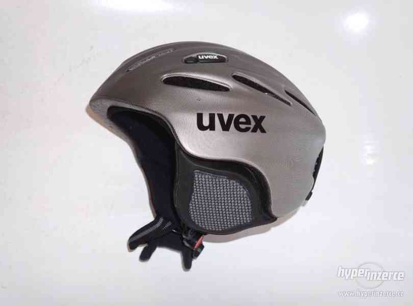 Lyžařská helma L přilba na snowboard Uvex vel. L (59-60cm). - foto 1