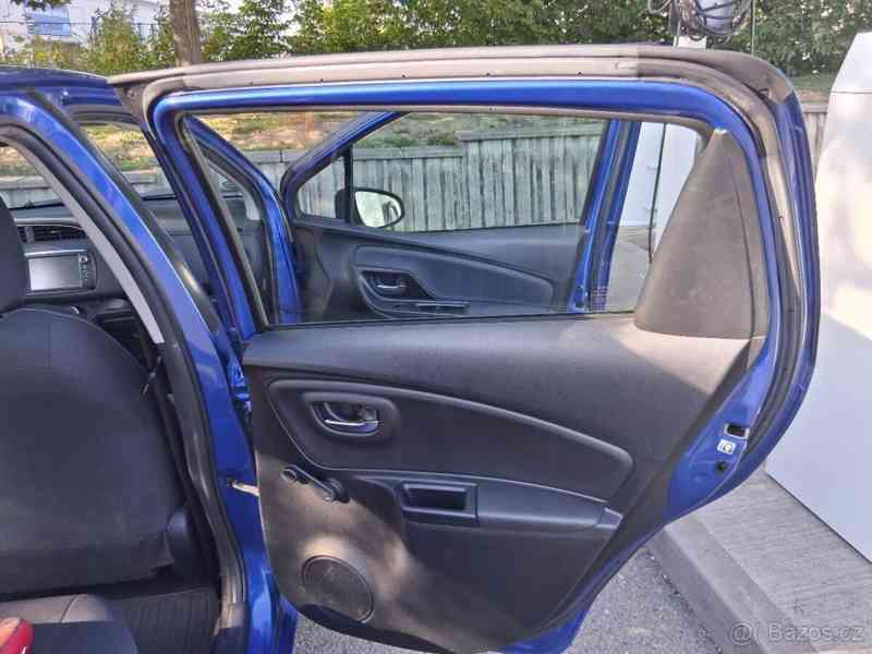Toyota Yaris 1,5 - foto 3