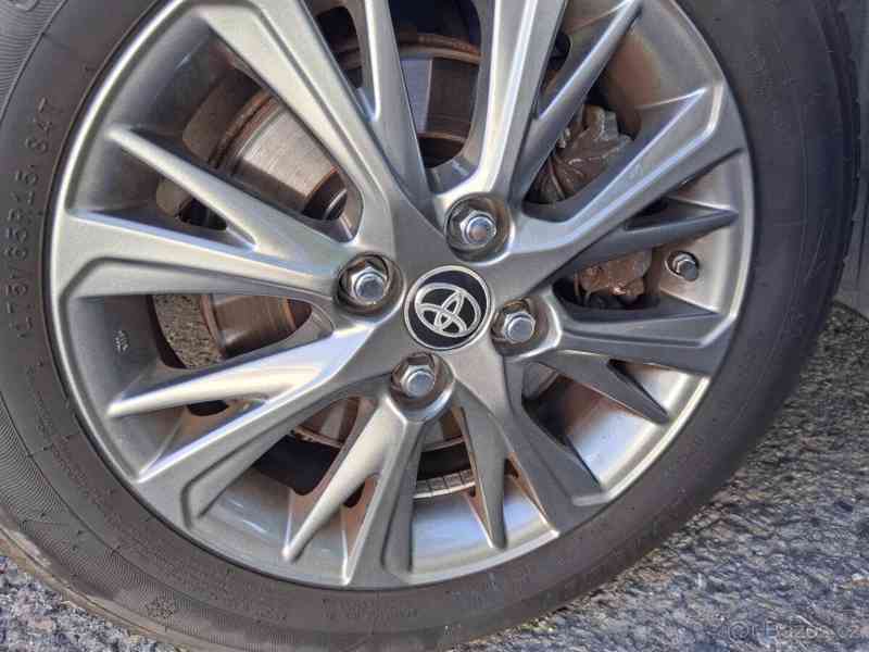 Toyota Yaris 1,5 - foto 10