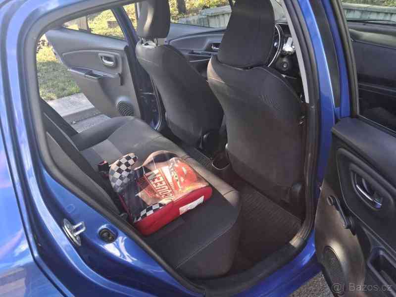 Toyota Yaris 1,5 - foto 7