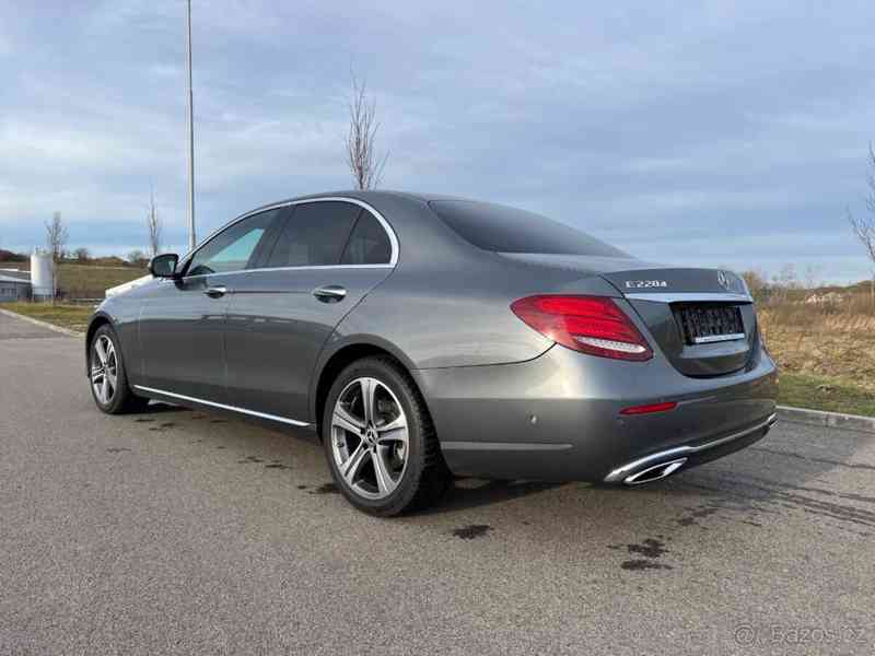 Mercedes-Benz Třídy E E220d 4Matic auto	 - foto 9