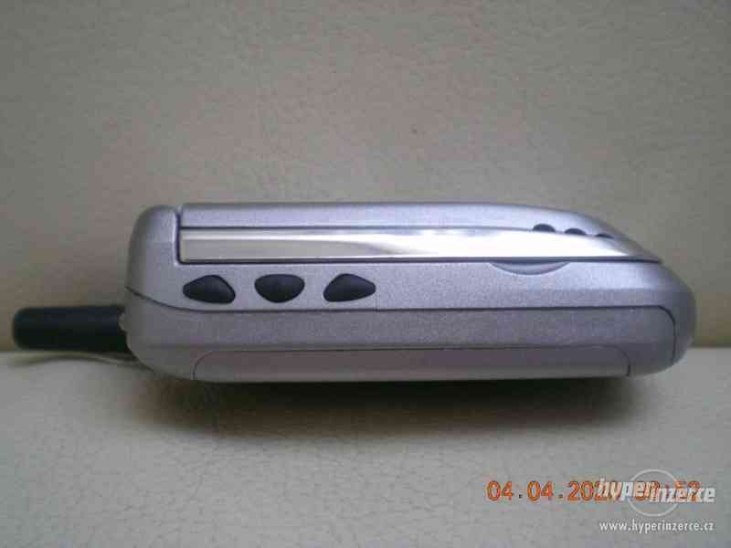 Motorola V51 z r.2001 - foto 5
