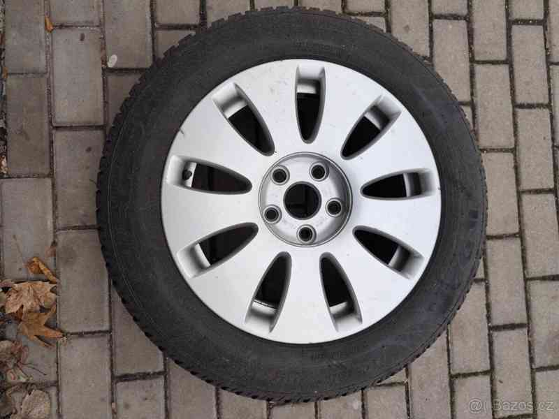 Audi A4 2,0   I 2004 - foto 6