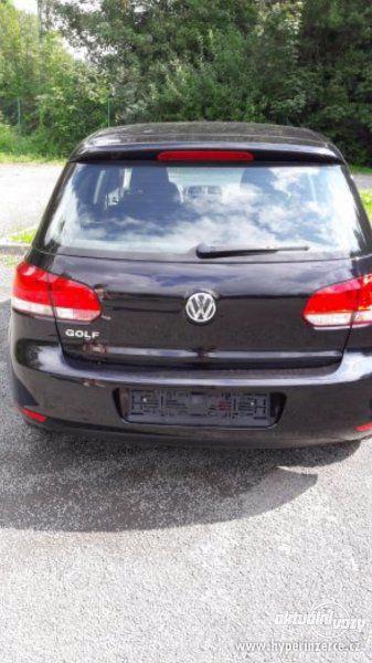 Volkswagen Golf 1.4, benzín, r.v. 2000 - foto 4