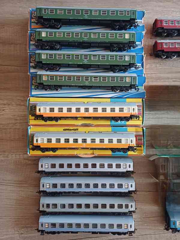 Rychlíkové vozy.  TT - foto 2