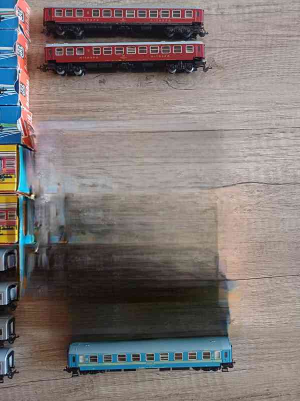 Rychlíkové vozy.  TT - foto 3