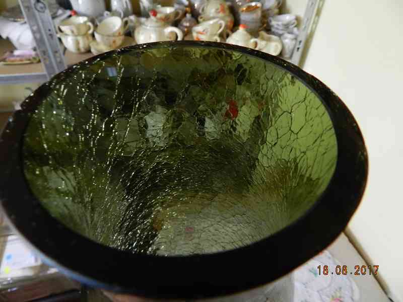 Zajímavá stará skleněná zelená Váza Jan Havelka Nový Bor - foto 5