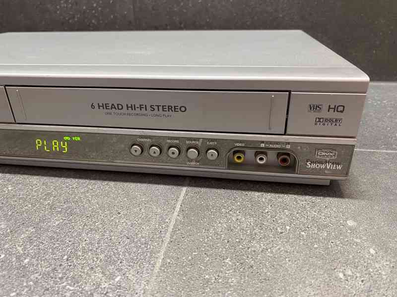 Philips DVP3100V combo přehrávač VHS a DVD  - foto 4