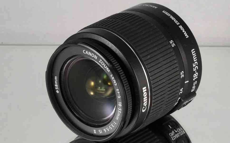 Canon EF -S 18-55mm f/3.5-5.6 IS II  - foto 3