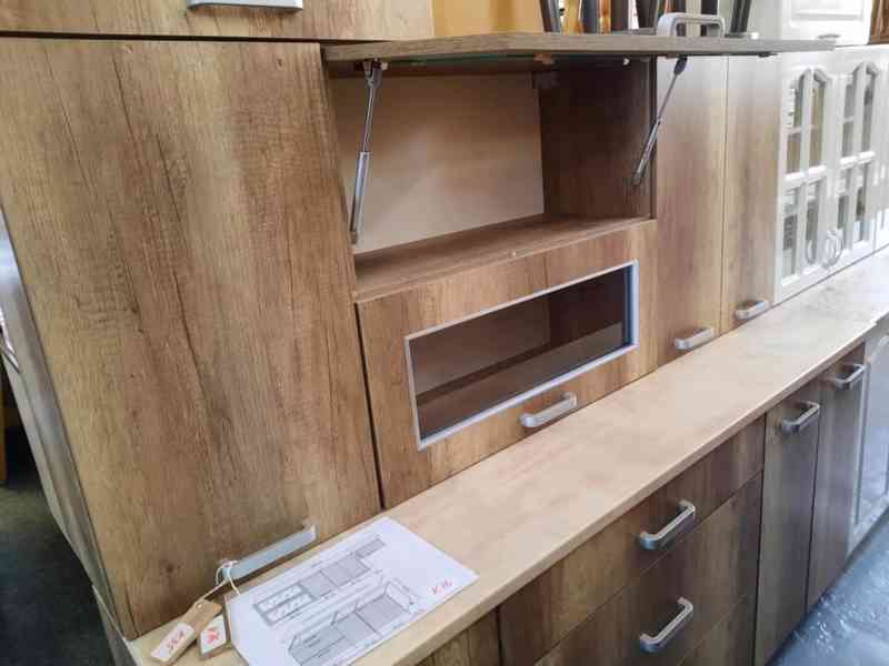 Moderní kuchyně výsuv, dojezd, plyn písty za 14.890Kč - foto 2
