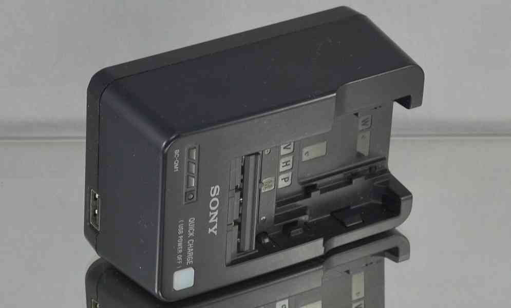 Sony BC-QM1 nabíječka pro aku série H,P,V,M,W*USB* - foto 4