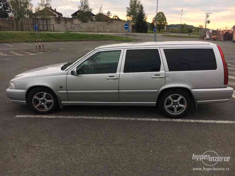 Volvo V70 2,5TDI kůže - foto 1