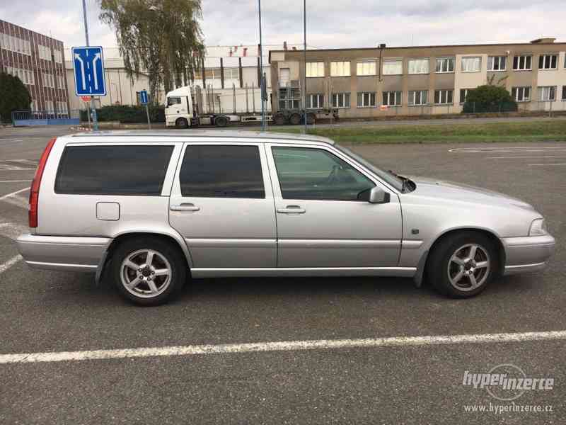 Volvo V70 2,5TDI kůže - foto 3
