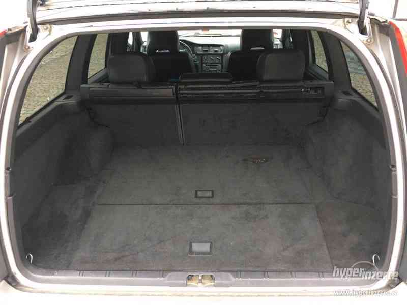 Volvo V70 2,5TDI kůže - foto 11
