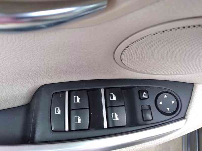 BMW 530 D GRAN TOURISMO AUTOMAT,PANORAMA, 180kW - foto 18