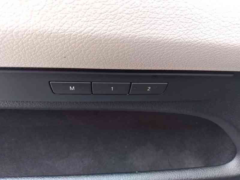 BMW 530 D GRAN TOURISMO AUTOMAT,PANORAMA, 180kW - foto 38