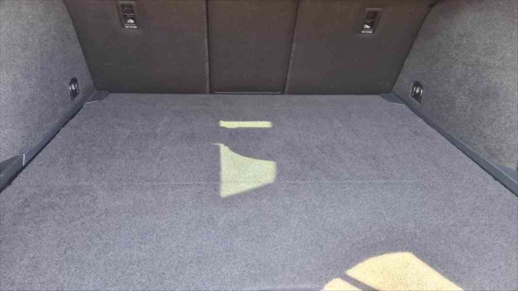 Volkswagen Passat 2,0 - foto 15