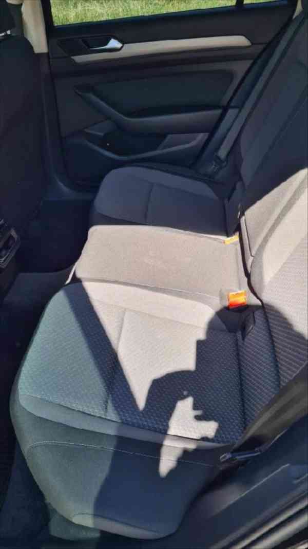 Volkswagen Passat 2,0 - foto 5