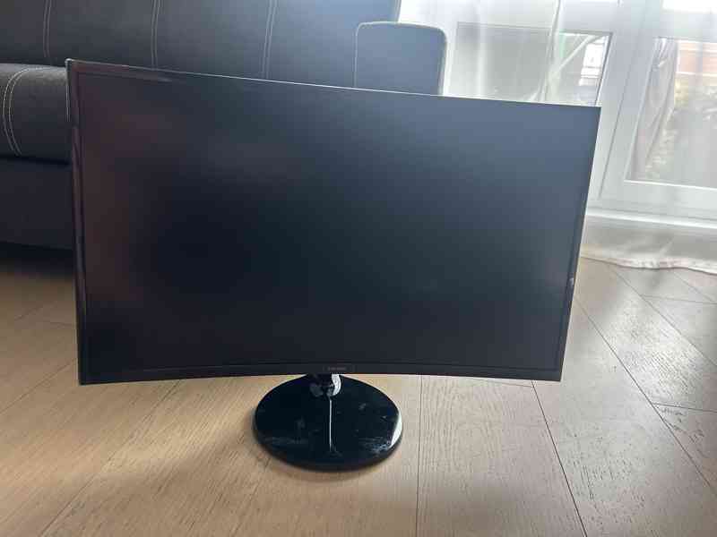 27" FullHD LCD monitor Samsung S27C360 - jako nový