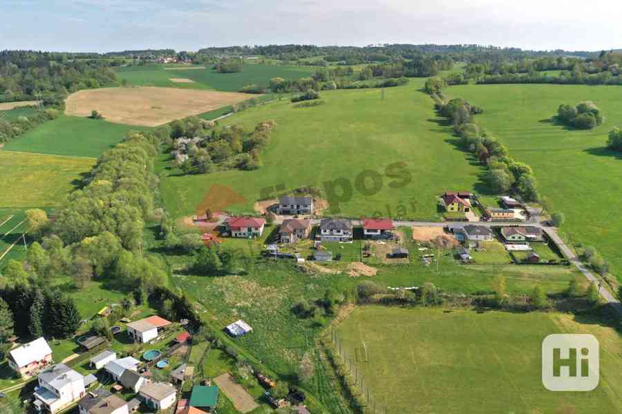 Pozemky pro výstavbu rodiného bydlení 17 627 m2 + vedlejší pozemky 6277m2 - Nadějkov - foto 13