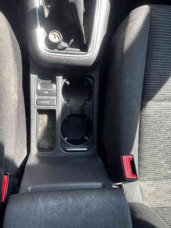 VW Tiguan - foto 11