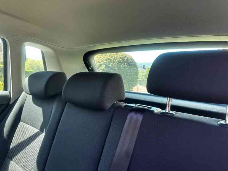 VW Tiguan - foto 12