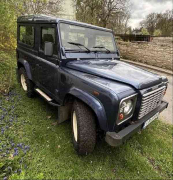Land Rover Defender 2,5 90 STW - foto 2