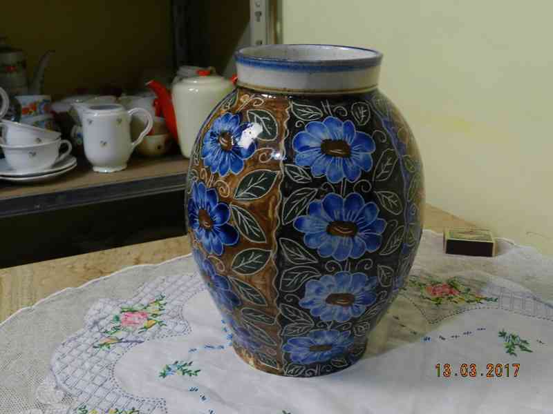 Krásná stará ručně malovaná keramická Váza Květiny Luby - foto 2