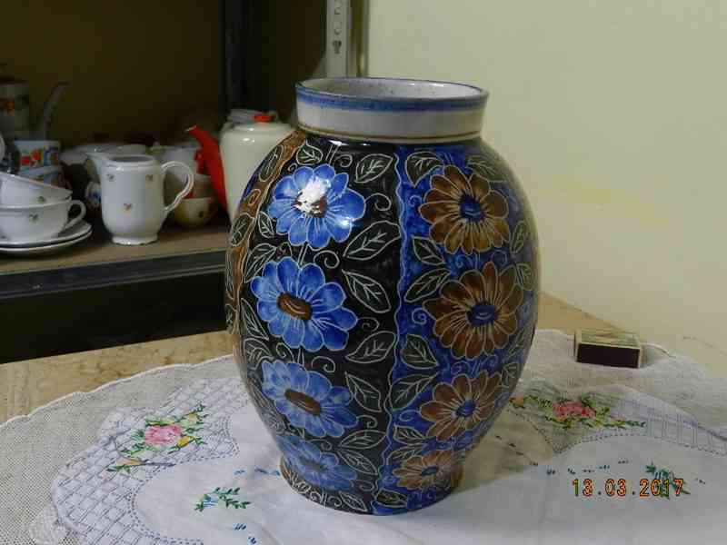 Krásná stará ručně malovaná keramická Váza Květiny Luby - foto 3
