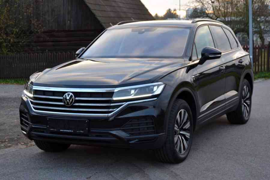 Volkswagen Touareg 3.0 TDI V6 170kW 4MOTION Tiptronic Navi - foto 1