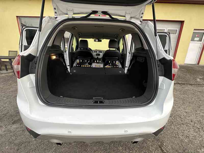 Ford Kuga 2.0 TDCi 4x4/Automat/120kW - foto 16