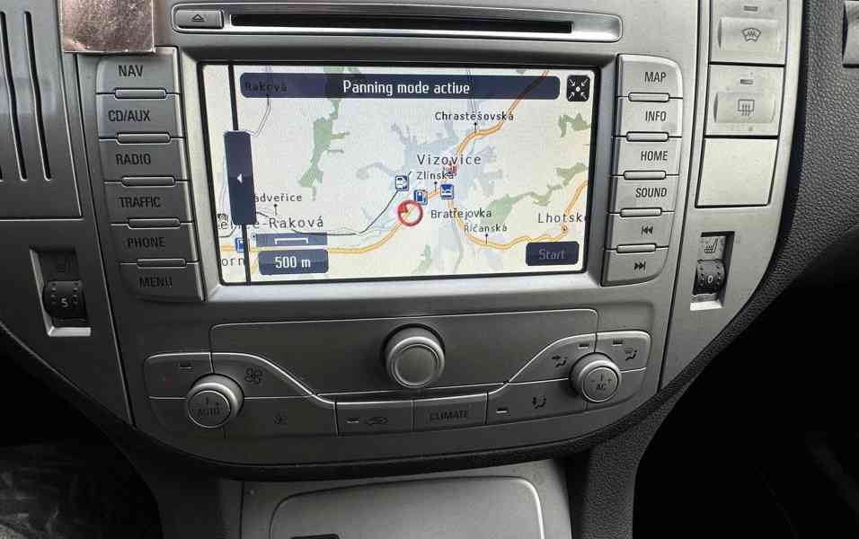 Ford Kuga 2.0 TDCi 4x4/Automat/120kW - foto 22