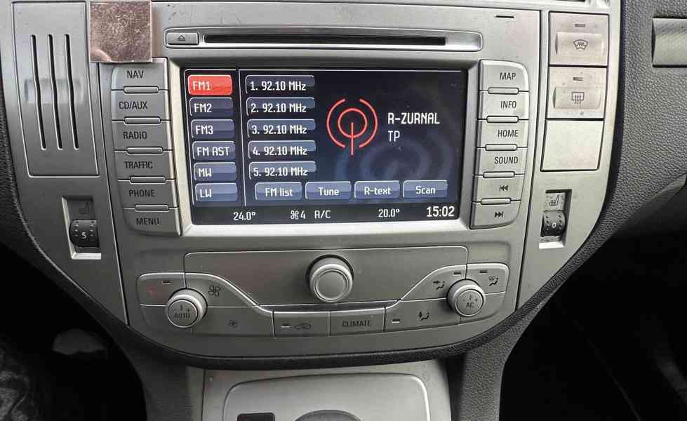 Ford Kuga 2.0 TDCi 4x4/Automat/120kW - foto 21