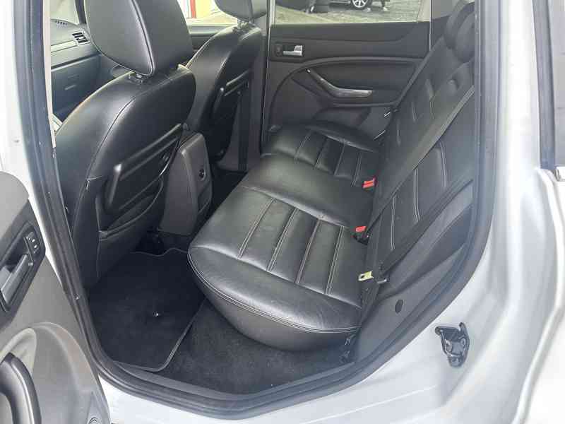 Ford Kuga 2.0 TDCi 4x4/Automat/120kW - foto 11