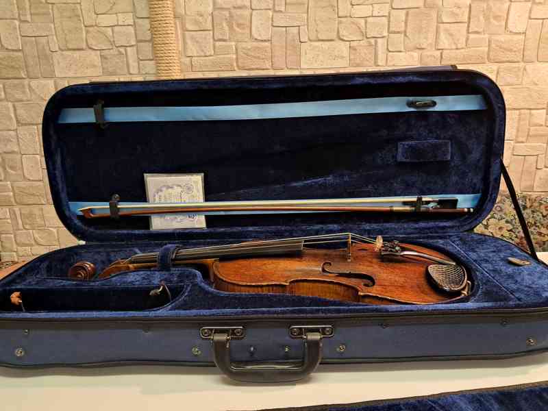 Viola, rok 1780 - foto 3