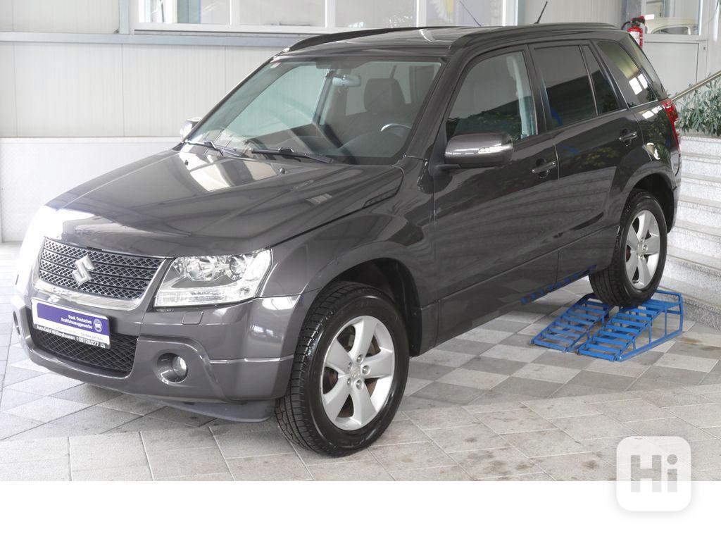 Suzuki Grand Vitara 2.4i Club 4x4 benzín 124kw - foto 1