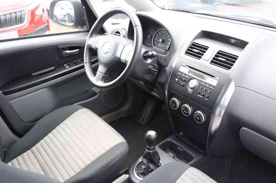 Suzuki SX4 1.6i 4X4 Comfort benzín 79kw - foto 6