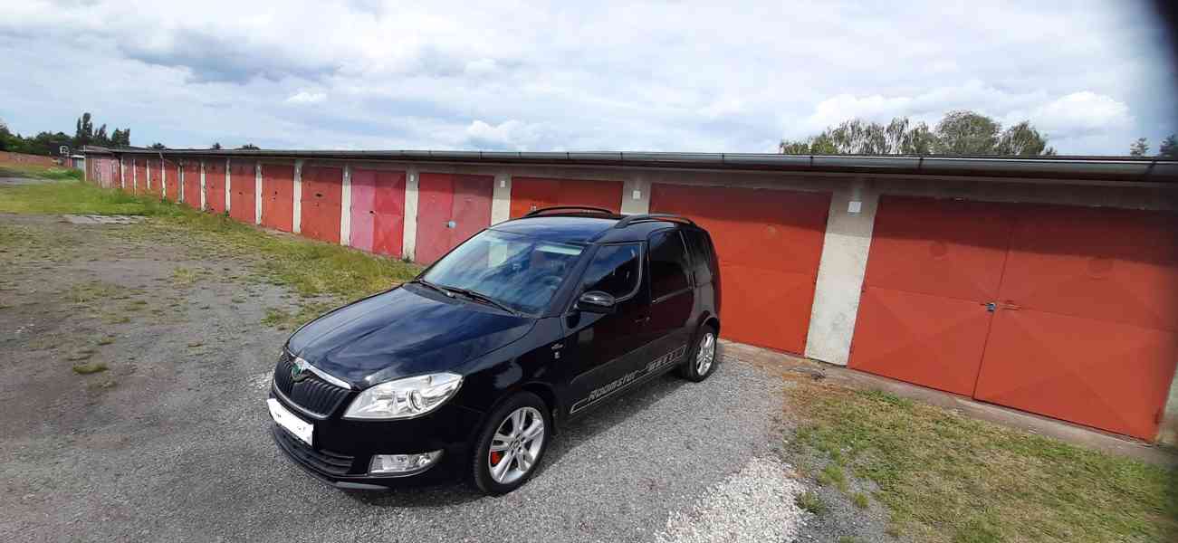 Prodám Škoda Roomster Black  1.2Tsi 77kW r.v. 2011, 133...km - foto 4