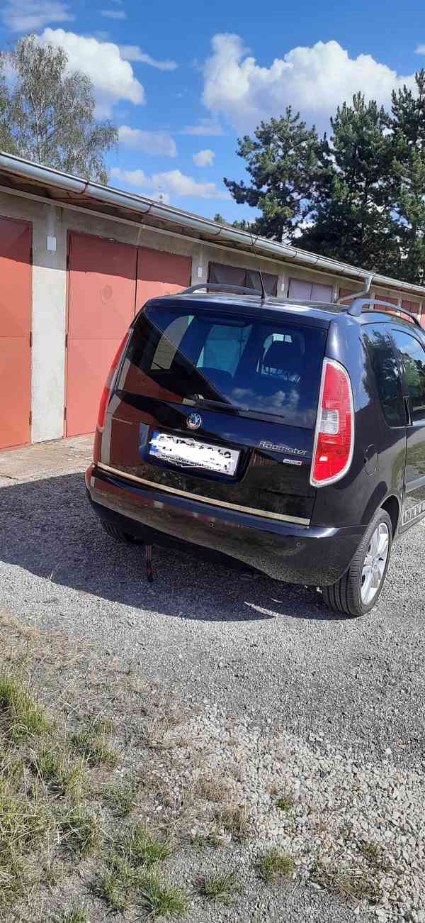 Prodám Škoda Roomster Black  1.2Tsi 77kW r.v. 2011, 133...km - foto 13