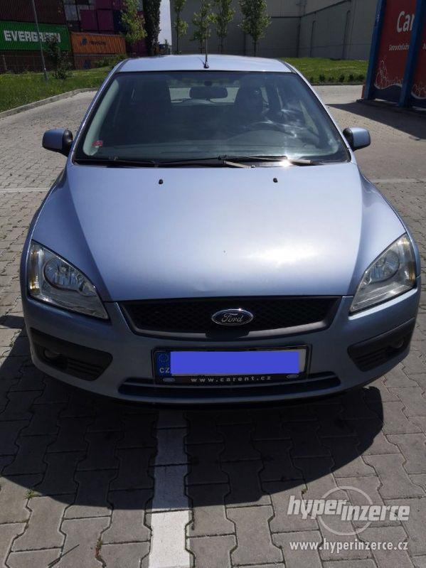 Ford Focus 2006 - foto 3