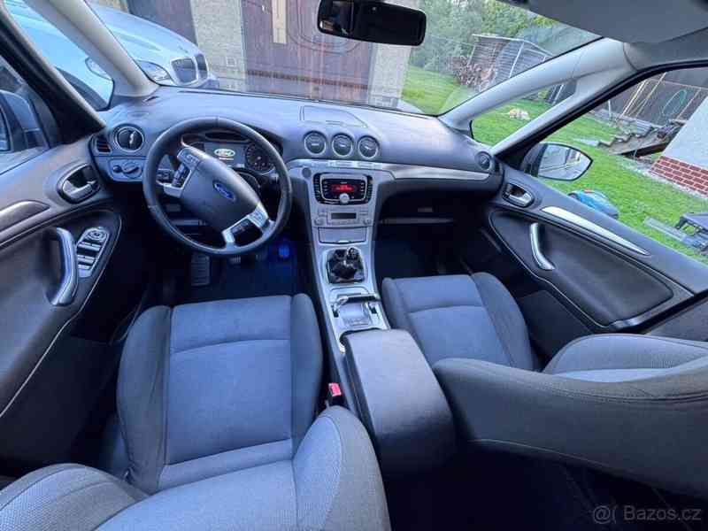 Ford S-MAX - foto 9