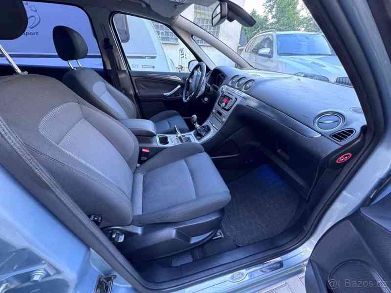 Ford S-MAX - foto 4