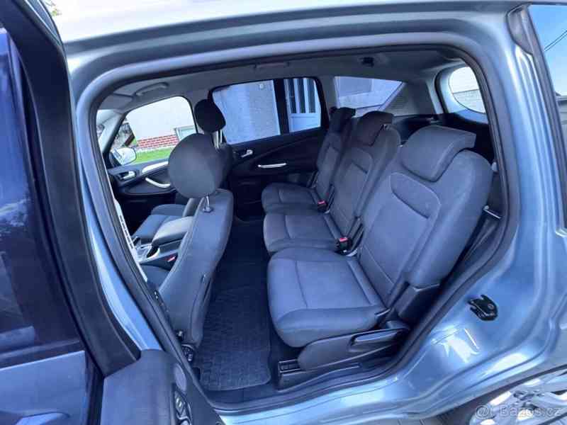 Ford S-MAX - foto 8