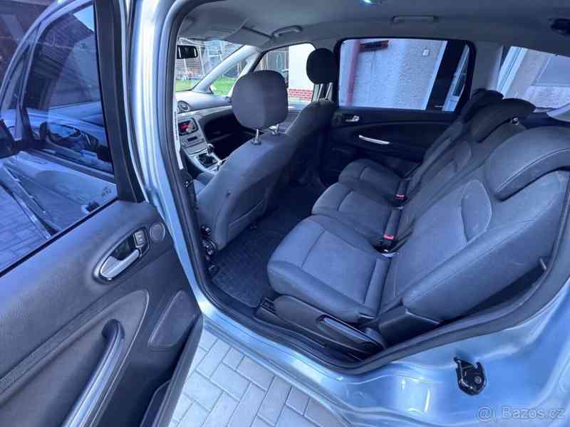 Ford S-MAX - foto 10