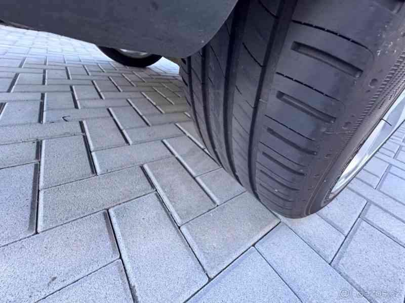 Ford S-MAX - foto 2