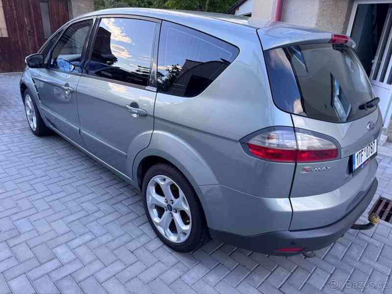 Ford S-MAX - foto 14