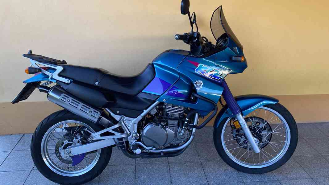 Kawasaki KLE 500 / 2. majitel, plotna s kufrem, padací rámy - foto 5