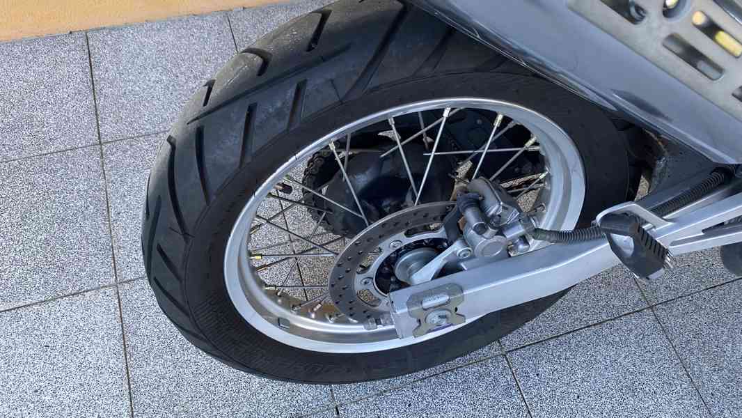 Kawasaki KLE 500 / 2. majitel, plotna s kufrem, padací rámy - foto 10